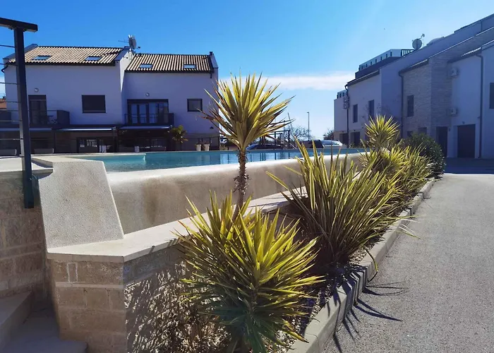 In - Istrien 46720 Медулин